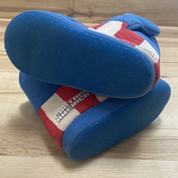 Marvel Captain America Boots Slippers Size M Boys. Size 7/8. - Picture 9 of 9